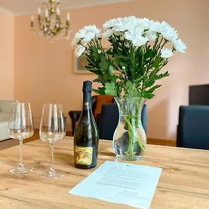 apartm-marie.karlovyvary-hotels.com/